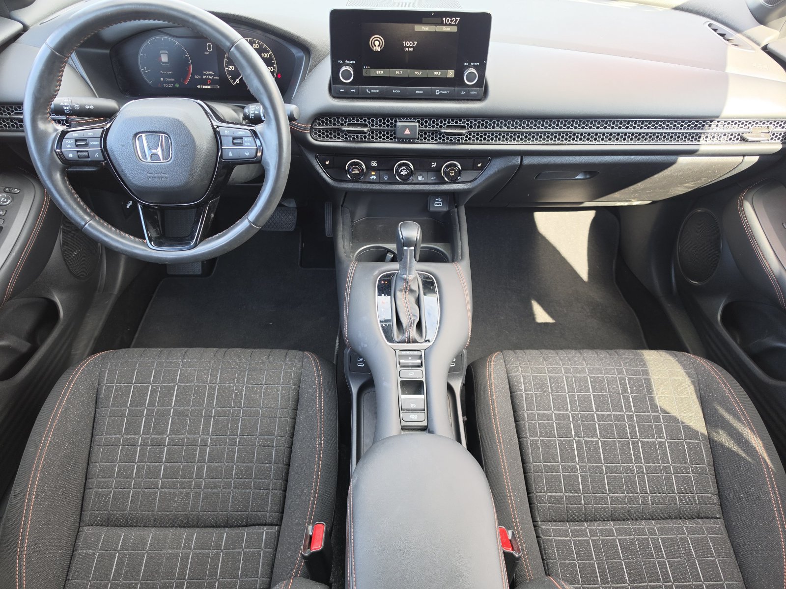 Used 2024 Honda HR-V Sport image 11