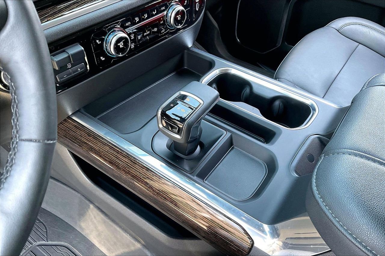 Used 2024 GMC Sierra 1500 Elevation w/ Elevation Premium Package image 33