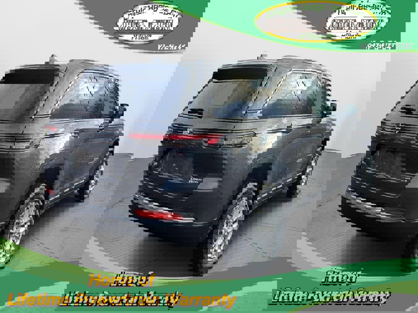 New 2025 Jeep Grand Cherokee Laredo X w/ Luxury Tech Group I image 9