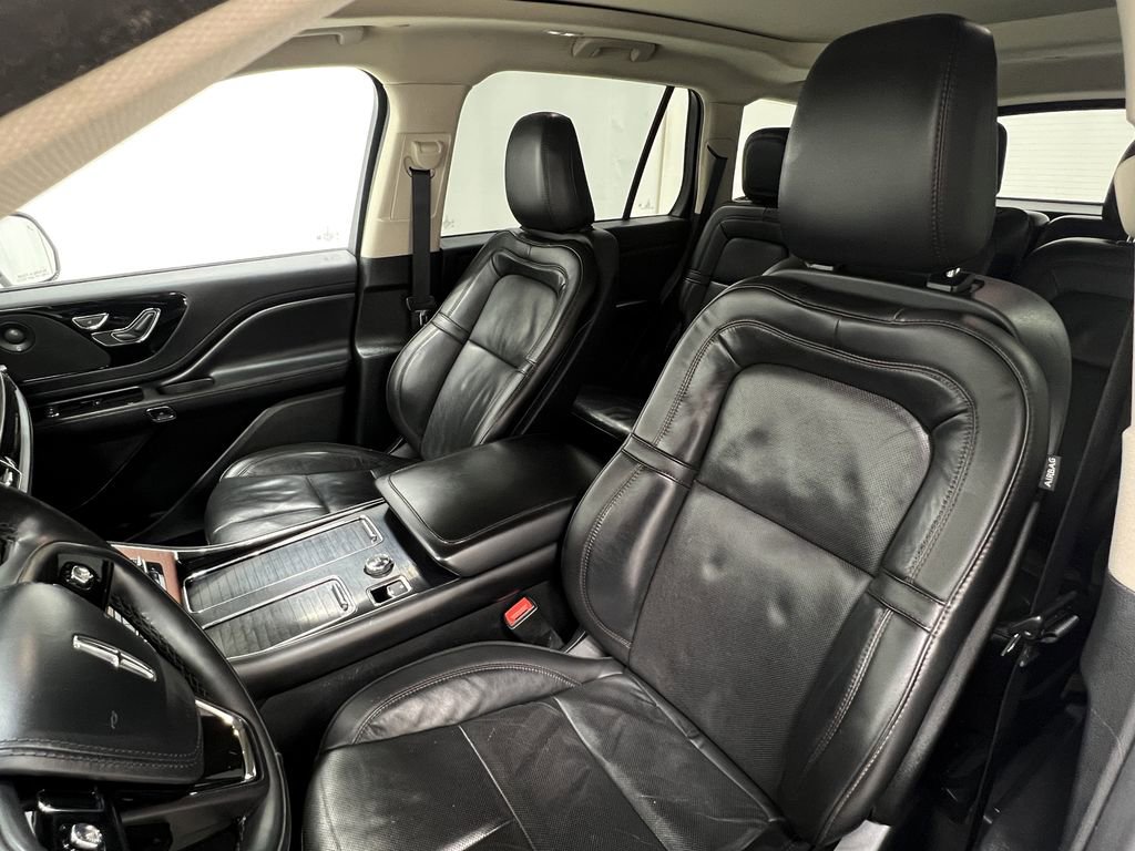 Used 2022 Lincoln Aviator Reserve w/ Equipment Group 201A AWD/4WD image 15