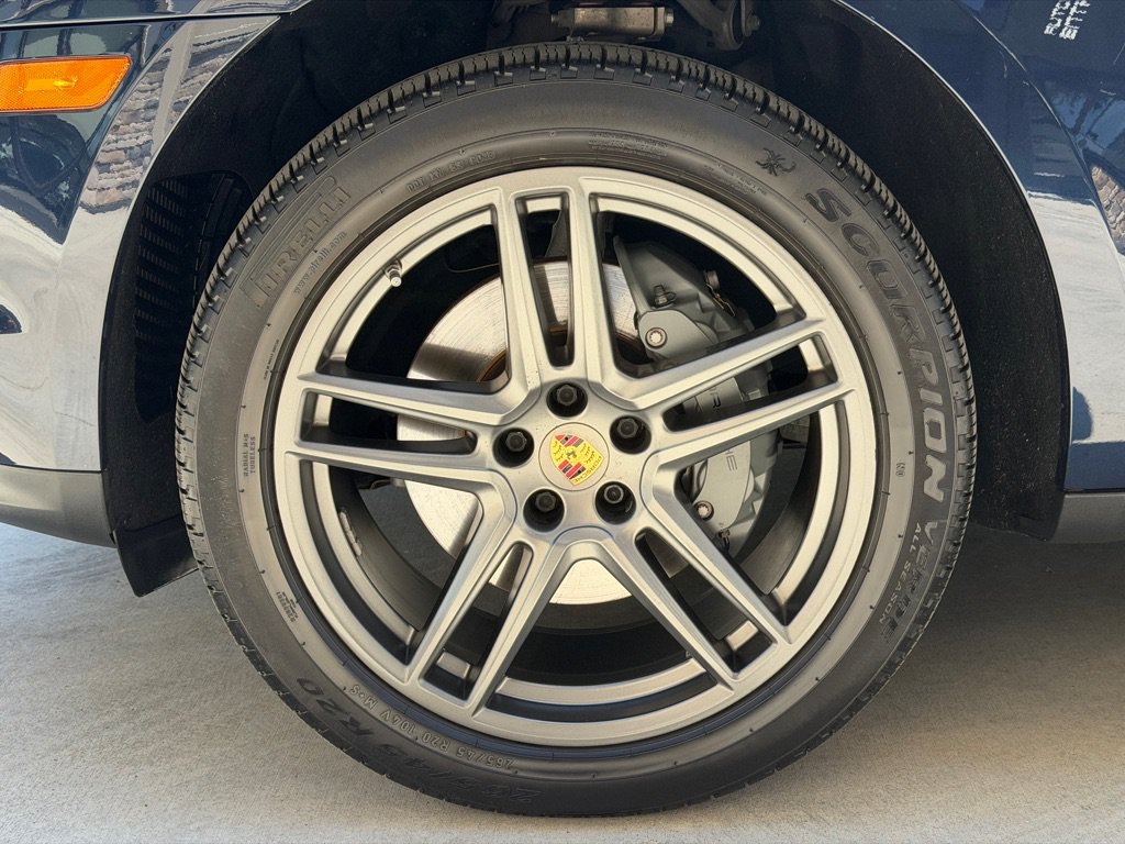 Used 2021 Porsche Macan S AWD/4WD image 17