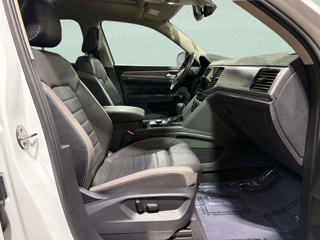 Used 2021 Volkswagen Atlas SEL Premium image 32