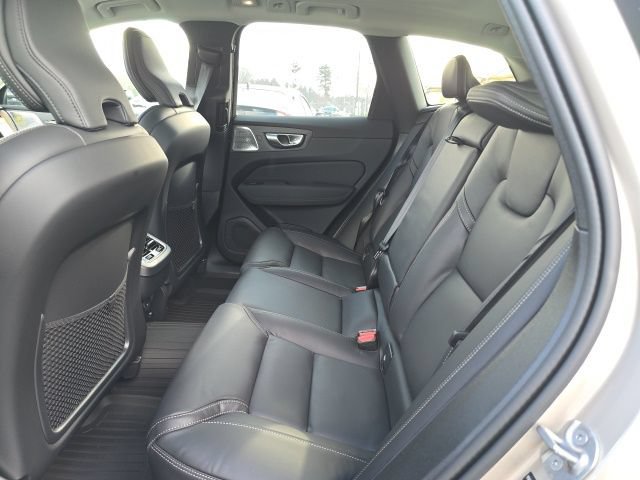 New 2026 Volvo XC60 B5 Ultra w/ Protection Package Premier AWD/4WD image 19