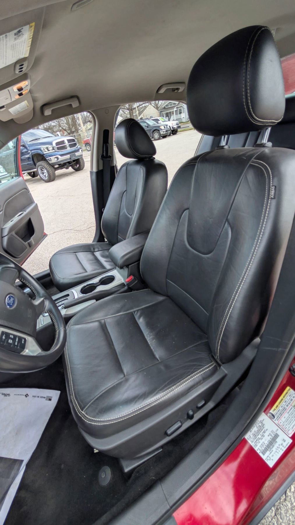 Used 2011 Ford Fusion SEL image 11