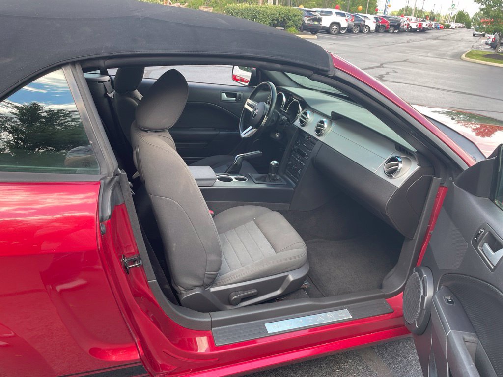 Used 2007 Ford Mustang GT RWD image 22