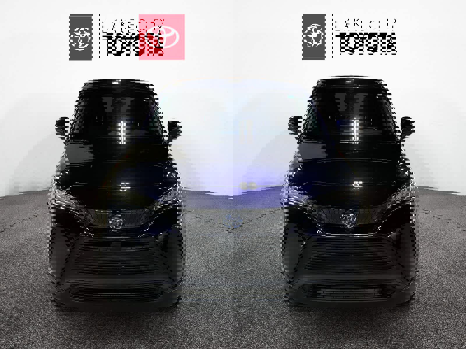 Used 2022 Toyota Venza LE AWD/4WD image 12