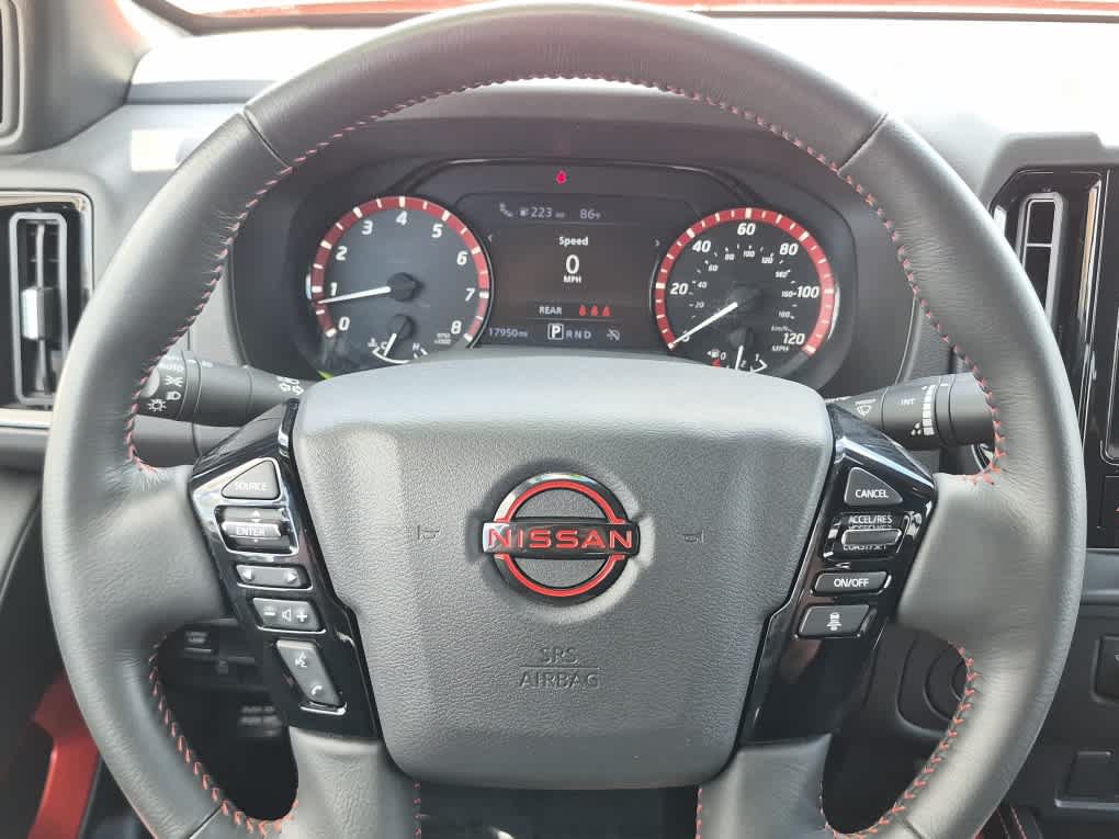 Used 2025 Nissan Frontier Pro-X w/ Tow Package RWD image 15