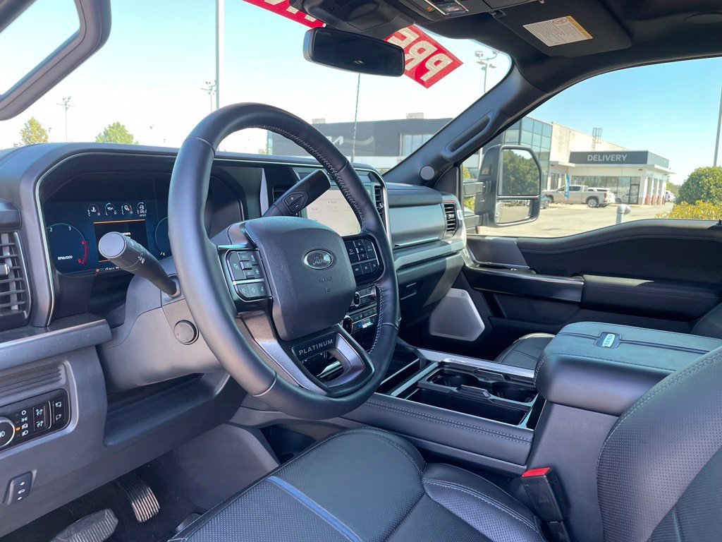 Used 2026 Ford F250 Platinum AWD/4WD image 10