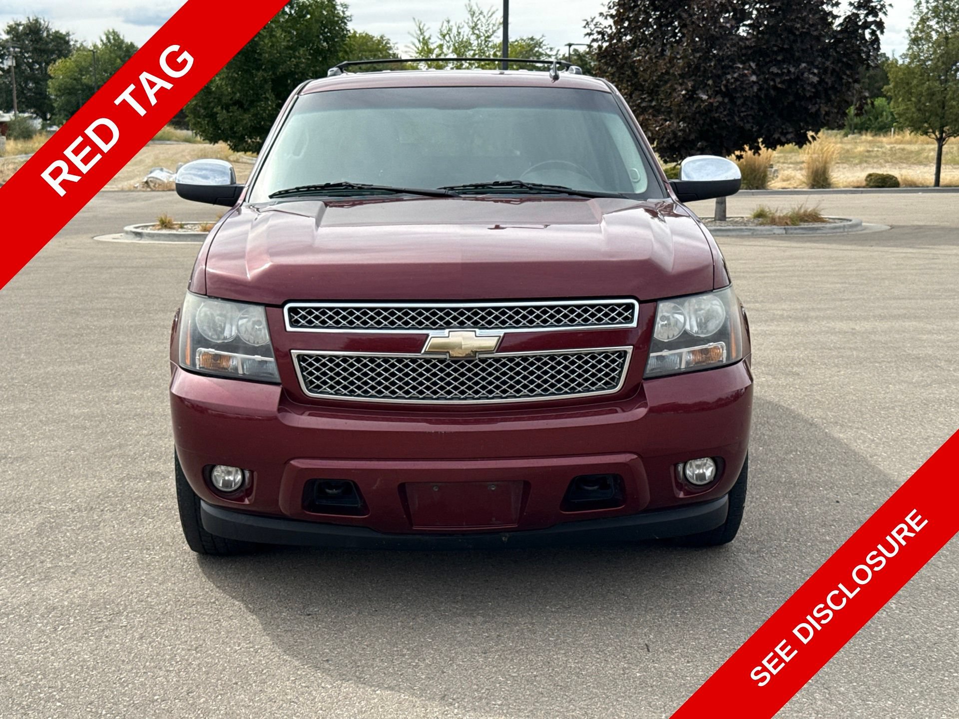 Used 2008 Chevrolet Tahoe LTZ w/ LTZ Preferred Equipment Group AWD/4WD image 2