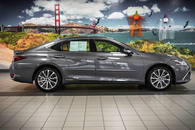Used 2021 Lexus ES 300h w/ Premium Package FWD image 5
