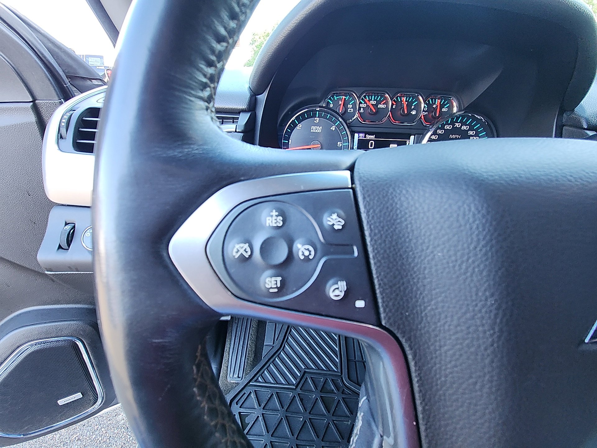 Used 2017 Chevrolet Tahoe Premier image 18