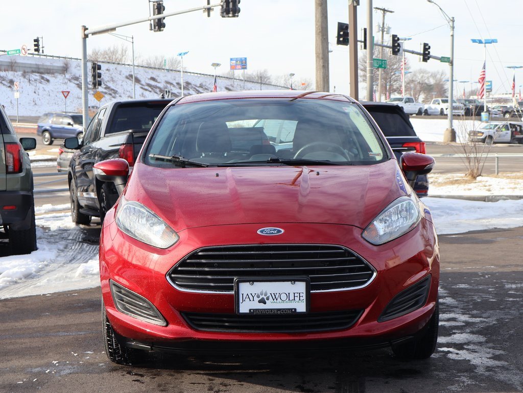Used 2014 Ford Fiesta SE image 2