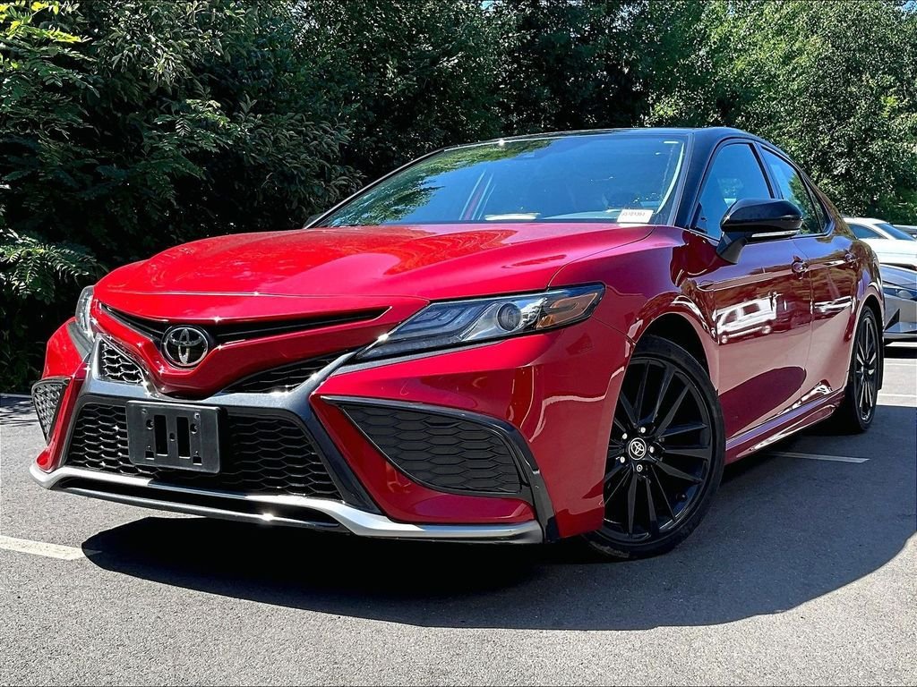 Used 2023 Toyota Camry XSE w/ Cold Weather Package AWD/4WD image 3