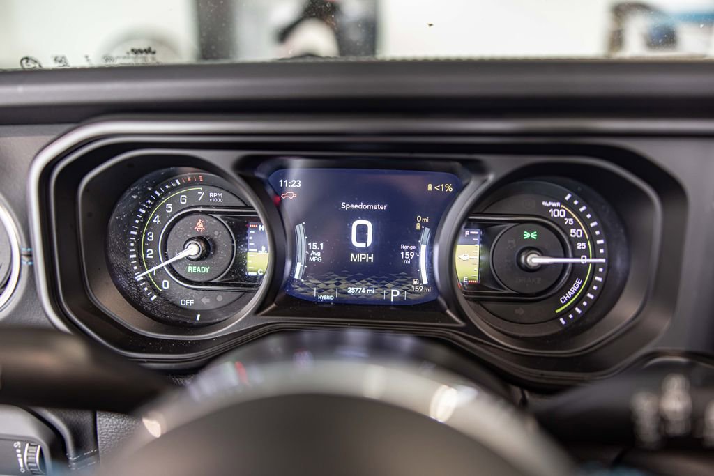 Used 2024 Jeep Wrangler High Altitude AWD/4WD image 24