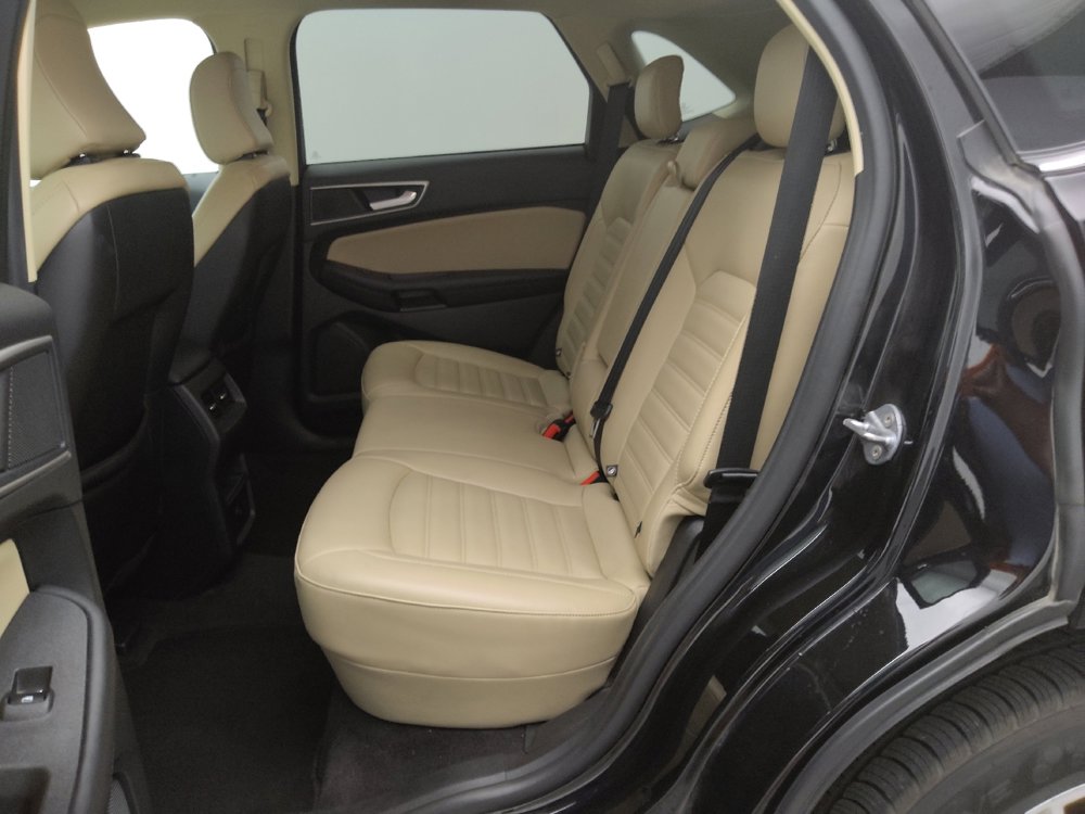 Used 2024 Ford Edge SEL image 18