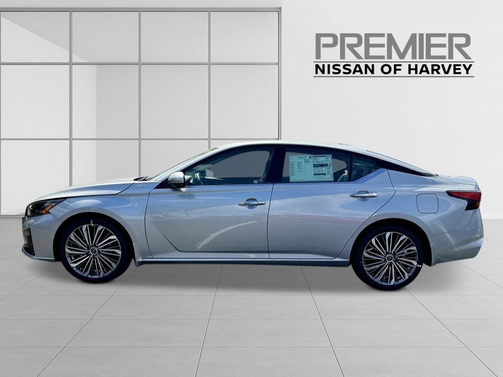 New 2025 Nissan Altima 2.5 SL image 2