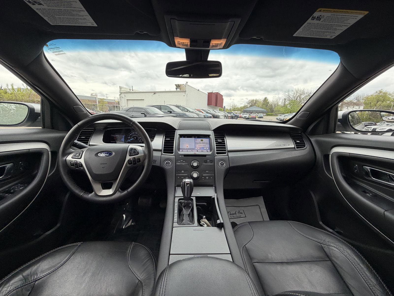 Used 2017 Ford Taurus SEL w/ Equipment Group 201A FWD image 28