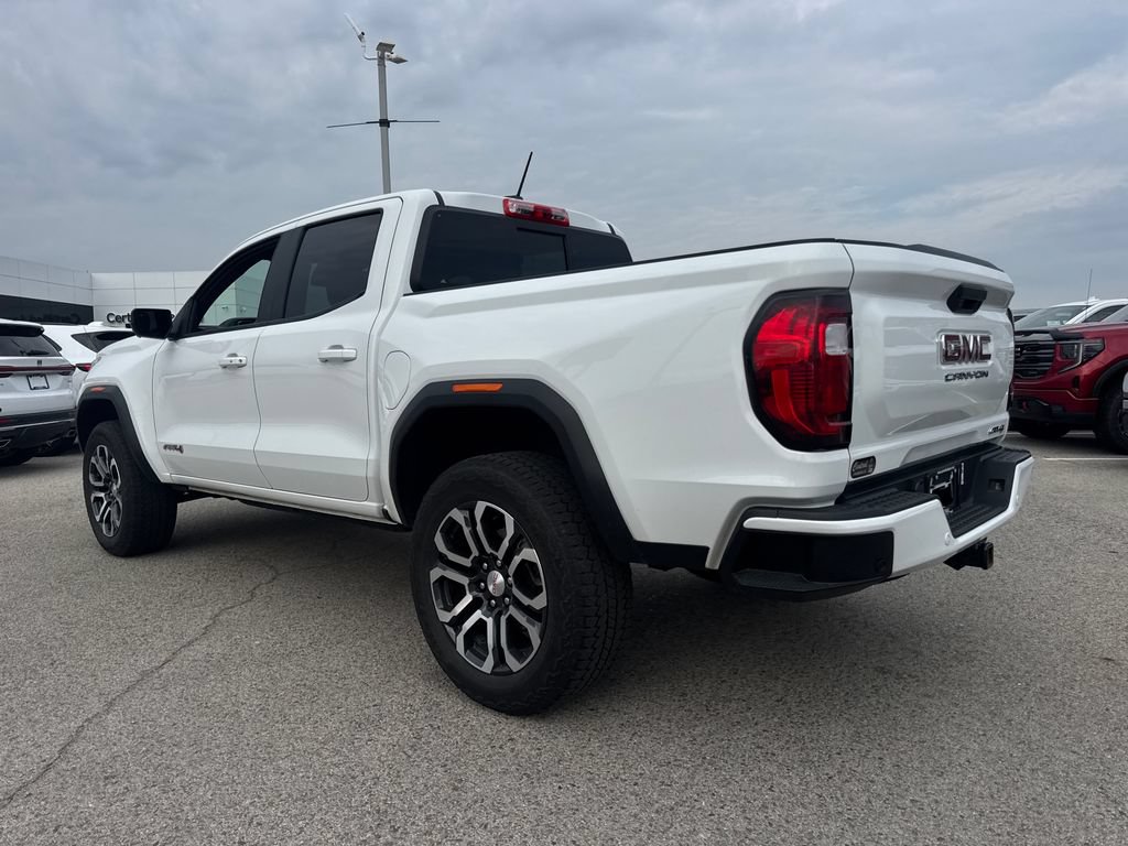 Used 2023 GMC Canyon AT4 w/ AT4 Premium Package AWD/4WD image 4
