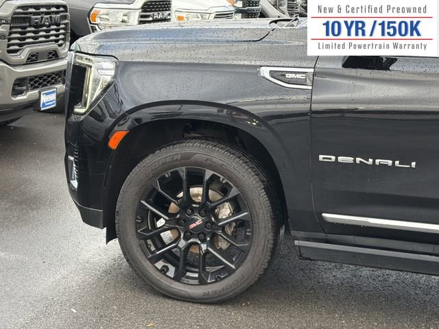 Used 2022 GMC Yukon XL Denali w/ Denali Premium Package image 11