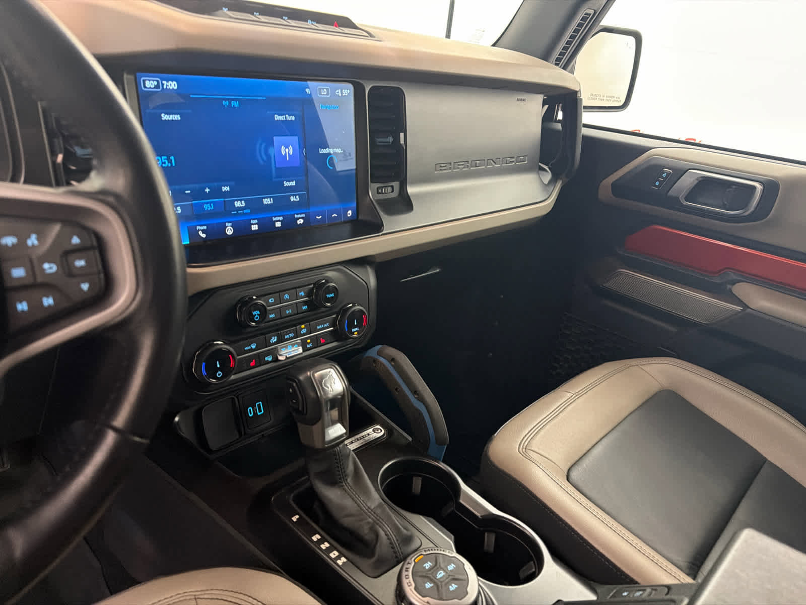 Used 2022 Ford Bronco Wildtrak image 13