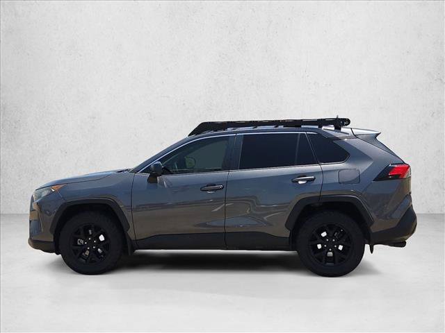 Used 2021 Toyota RAV4 LE AWD/4WD image 9