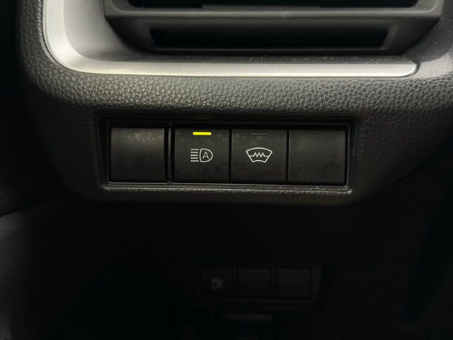 Used 2025 Toyota Prius Limited image 26