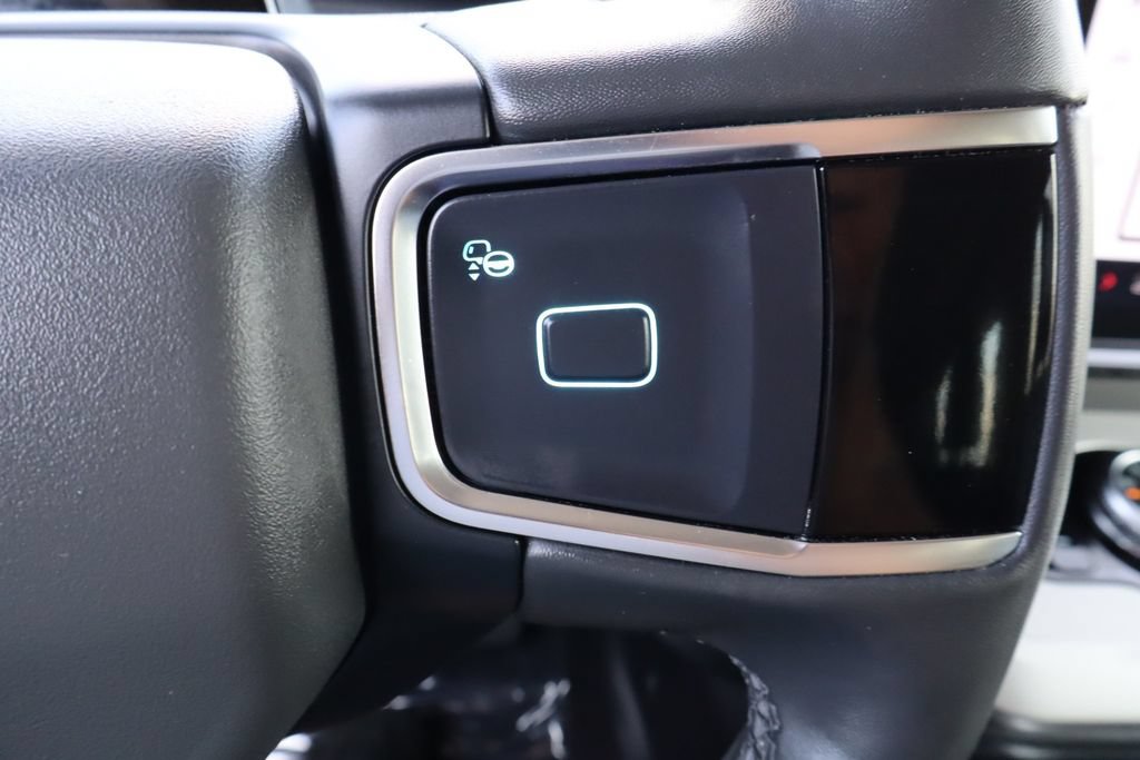 Used 2025 Ford Expedition Max Active AWD/4WD image 25