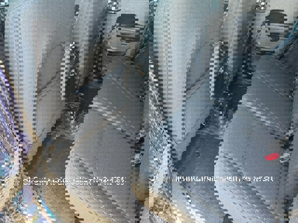 Used 2025 Jeep Wrangler Sport image 14