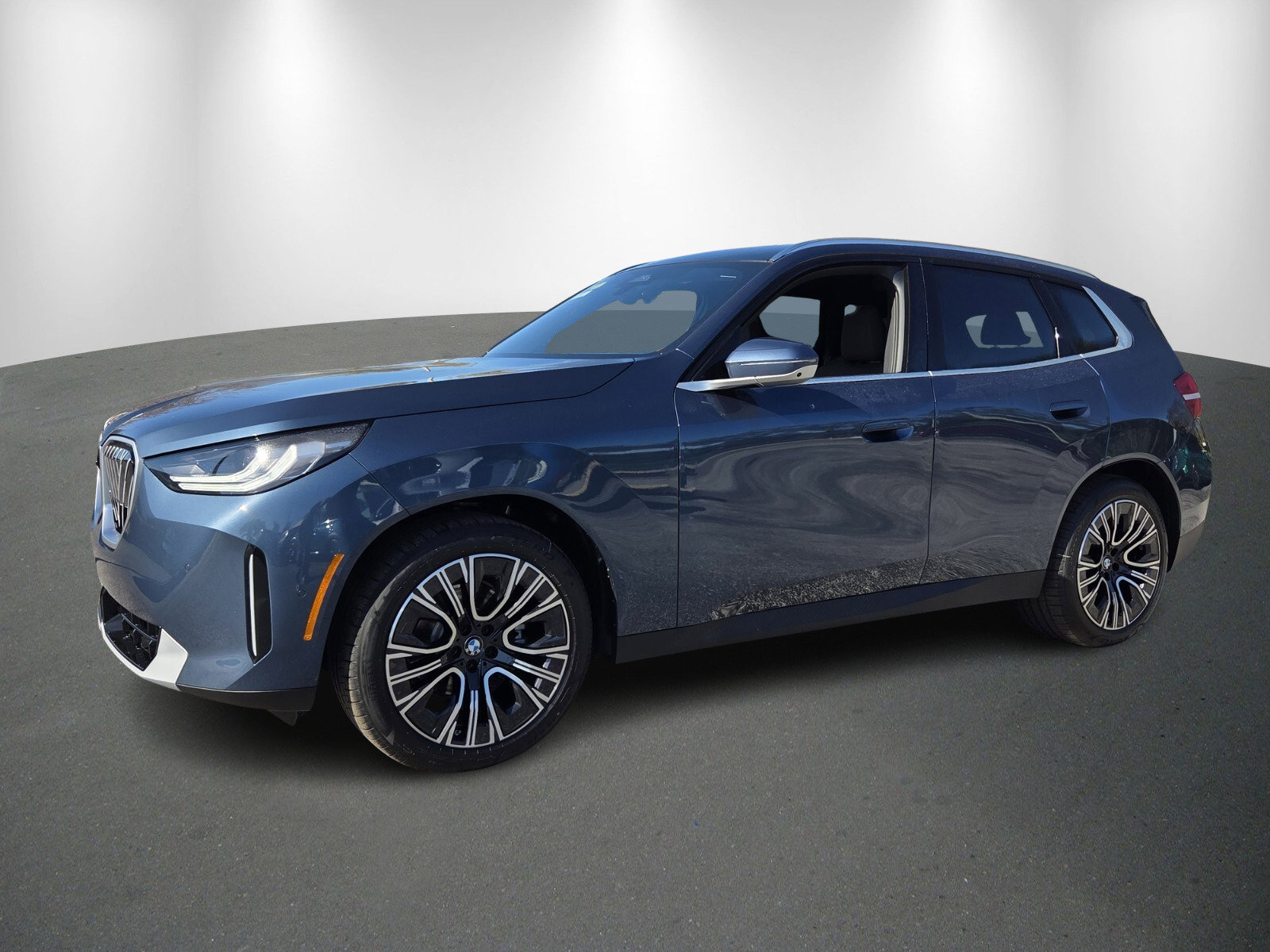 Used 2026 BMW X3 xDrive30 w/ Premium Package AWD/4WD image 3