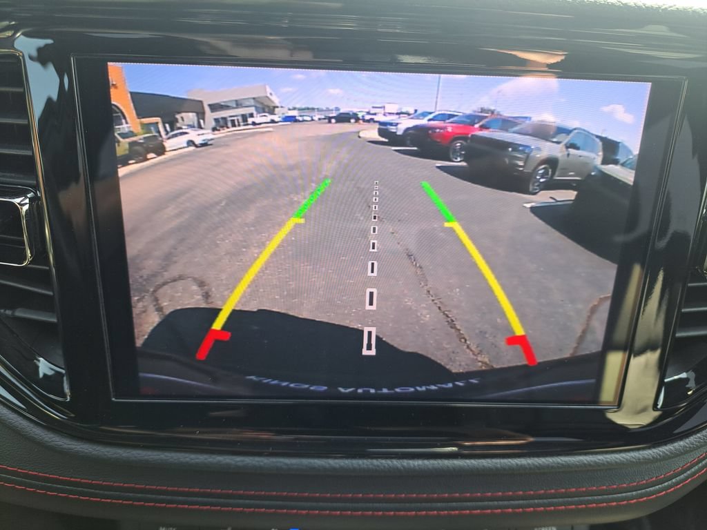 Used 2024 Dodge Durango GT AWD/4WD image 15