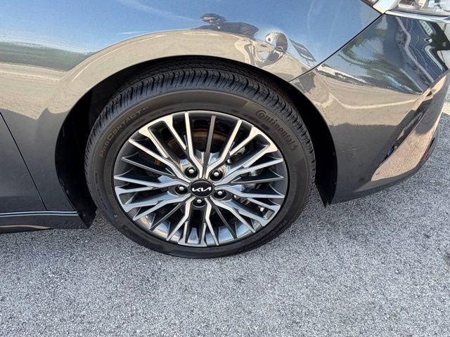 Used 2024 Kia Forte GT-Line w/ GT-Line Premium Package FWD image 2