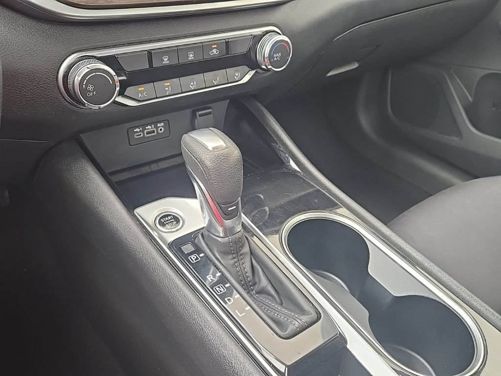 Used 2024 Nissan Altima 2.5 SV FWD image 27