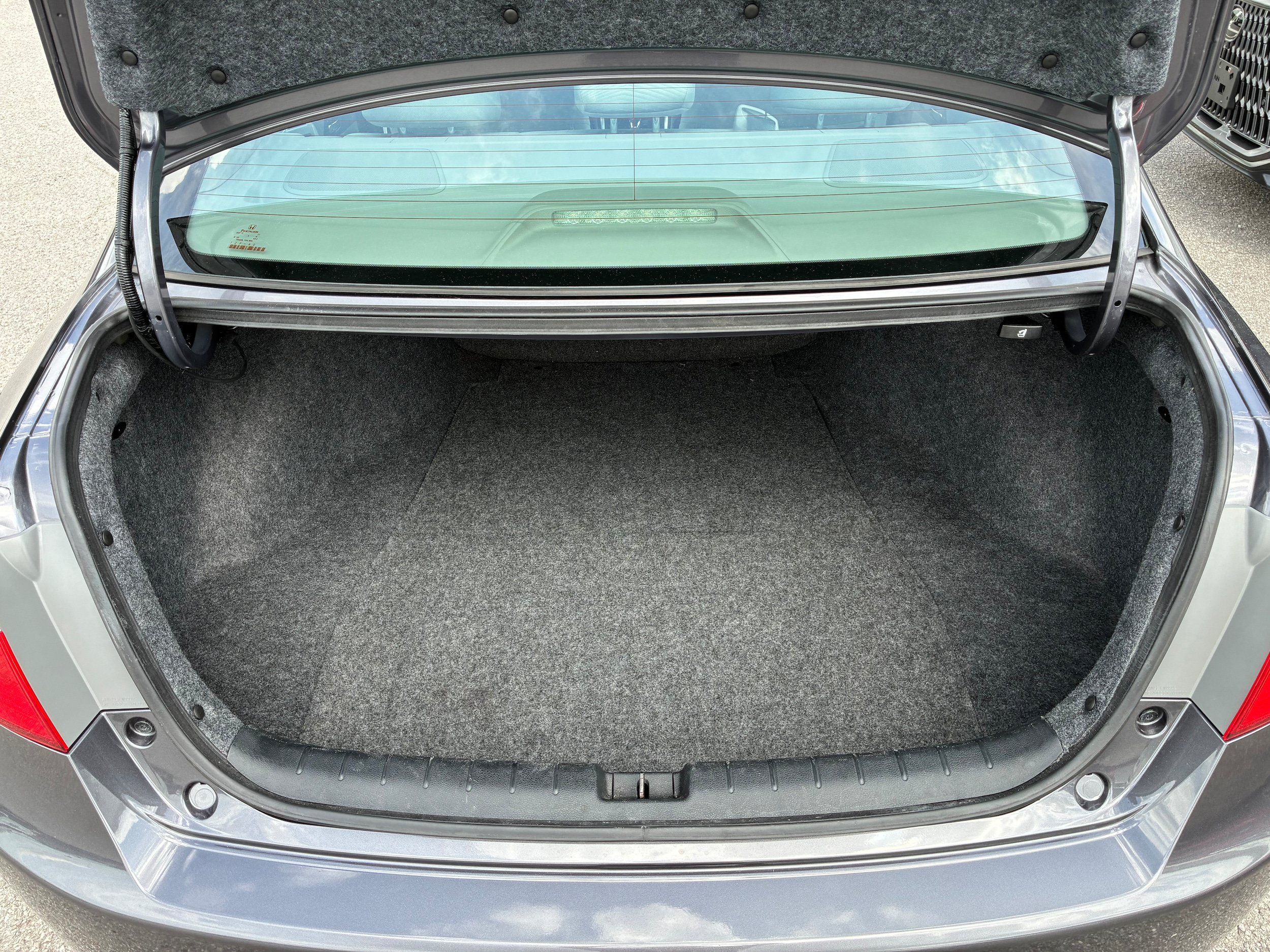 Used 2015 Honda Accord LX image 28