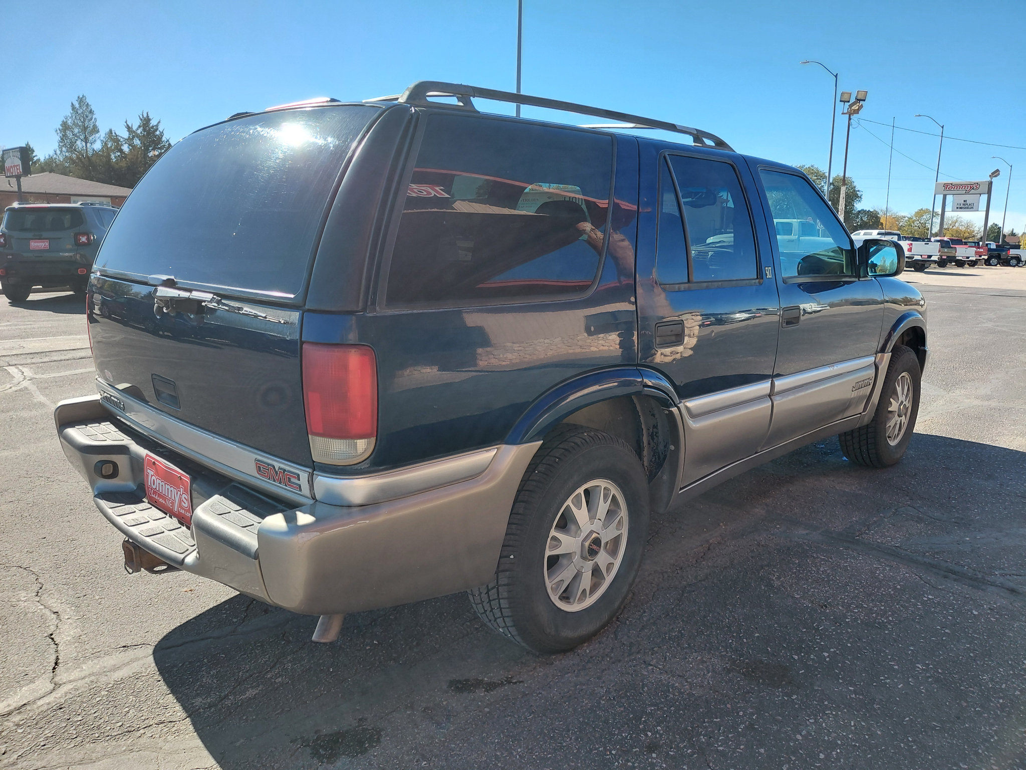 Used 2000 GMC Jimmy SLT w/ Marketing Opt Pkg AWD/4WD image 6