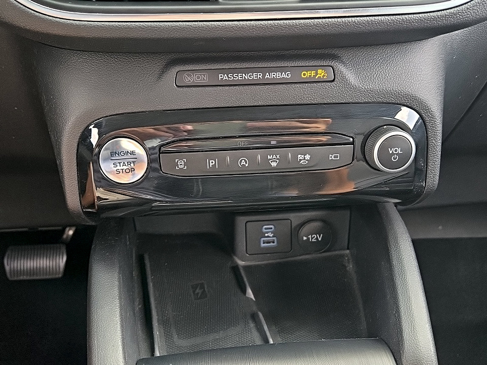 Used 2023 Ford Escape Platinum AWD/4WD image 19