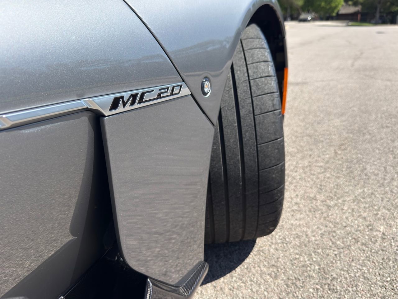 Used 2023 Maserati MC20 Spyder image 9