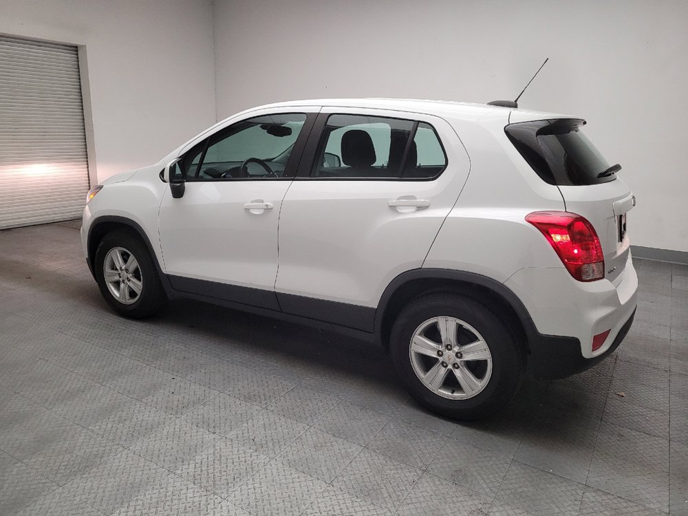 Used 2021 Chevrolet Trax LS FWD image 3