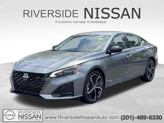 Certified 2023 Nissan Altima 2.5 SR AWD/4WD image 1