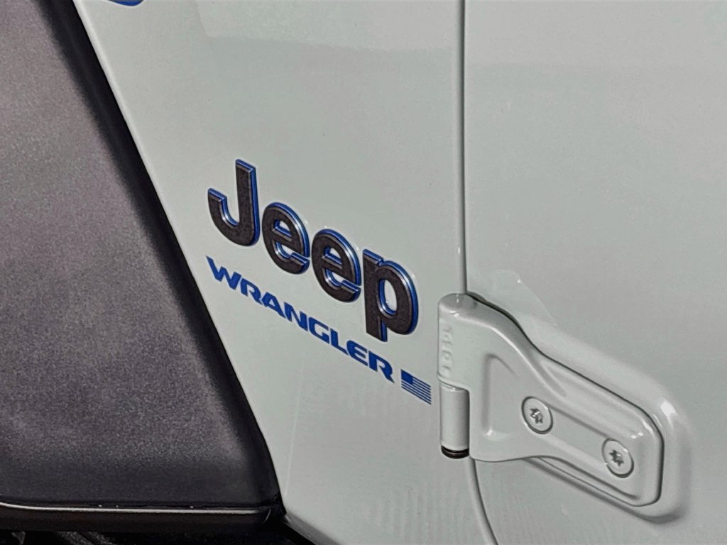 Used 2023 Jeep Wrangler Unlimited Rubicon 4xe AWD/4WD image 25