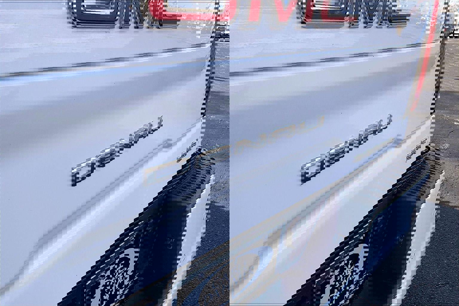 Used 2023 GMC Sierra 3500 Denali image 10