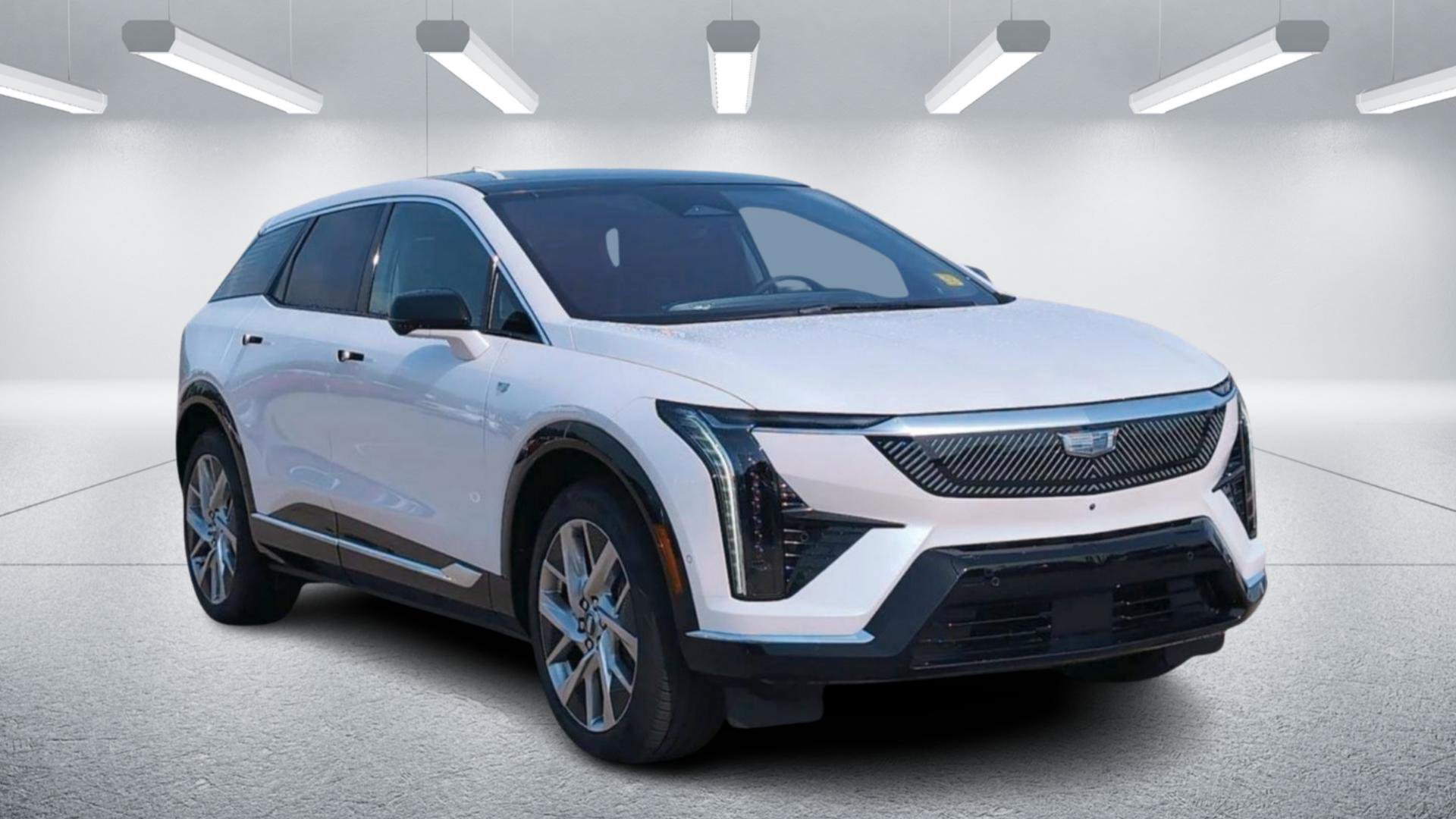 New 2025 Cadillac Optiq Luxury 1 image 7