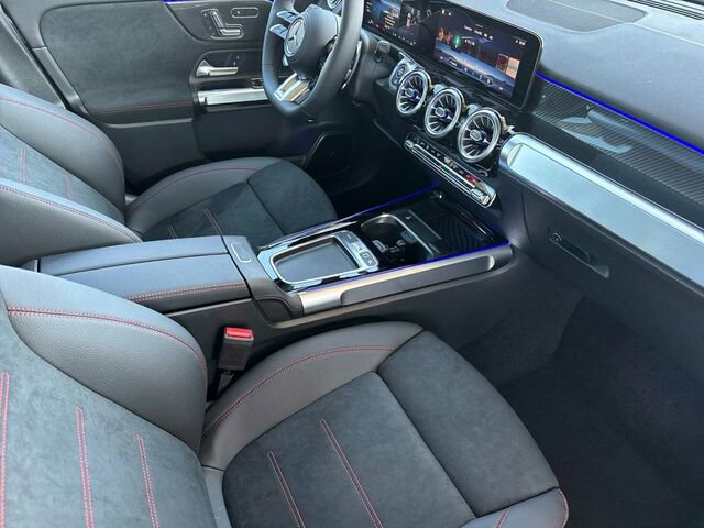 New 2026 Mercedes-Benz GLB 35 AMG 4MATIC image 16