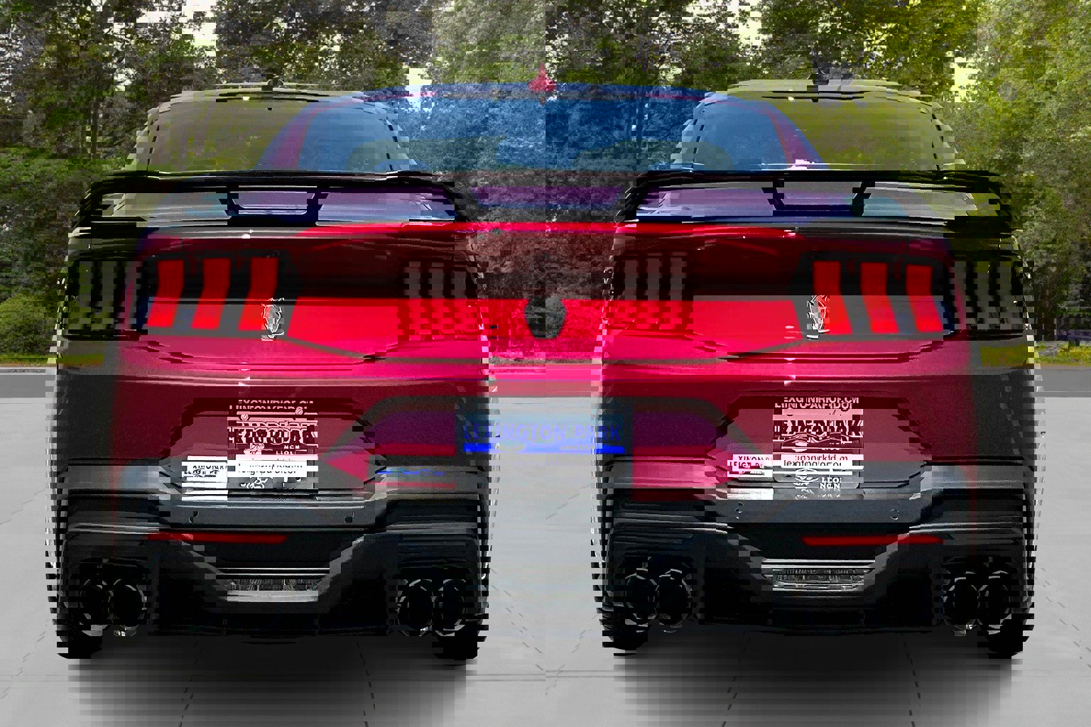 New 2025 Ford Mustang Dark Horse image 4