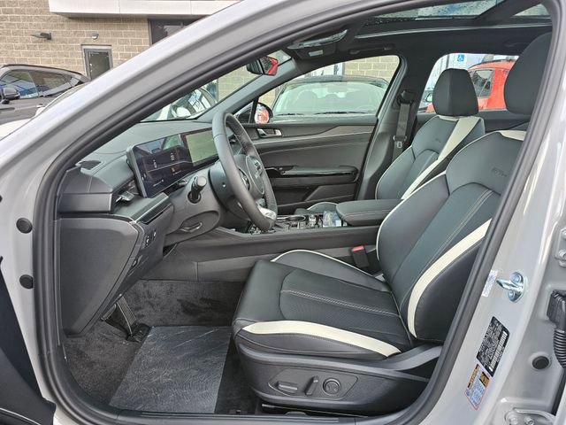 New 2026 Kia K5 GT-Line image 18