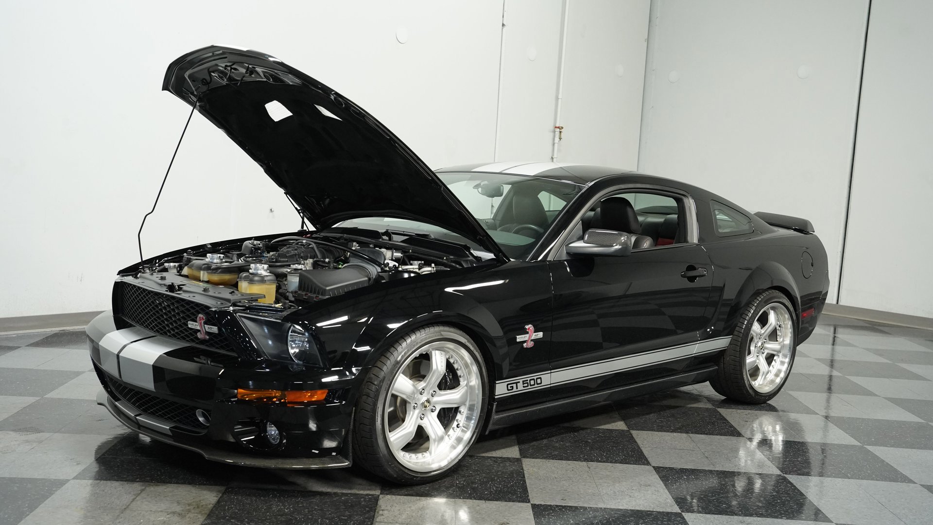Used 2007 Ford Mustang Shelby GT500 image 25