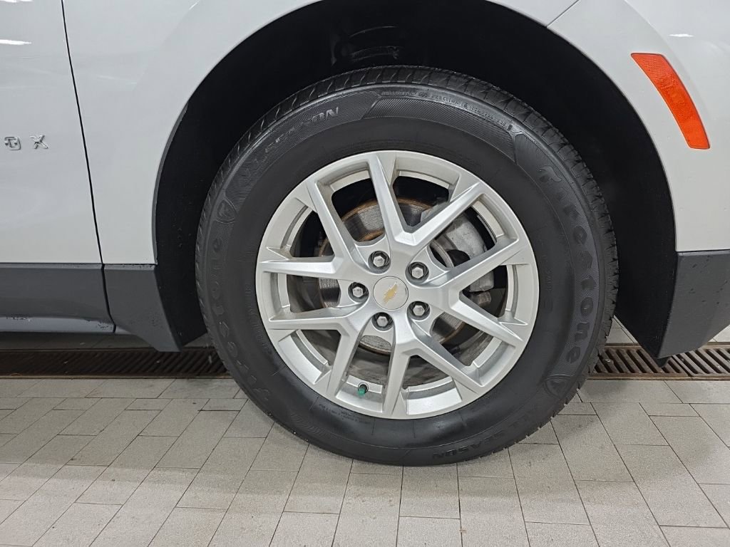 Used 2022 Chevrolet Equinox LT FWD image 22