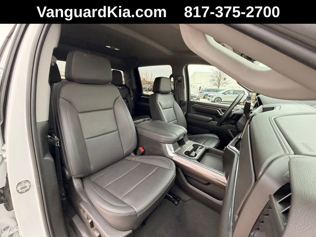 Used 2025 Chevrolet Silverado 2500 LTZ w/ LTZ Premium Package image 28