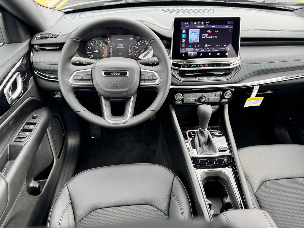 New 2026 Jeep Compass Latitude AWD/4WD image 18