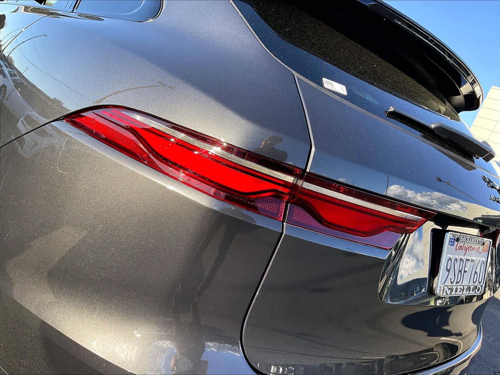 Used 2025 Jaguar F-PACE R-Dynamic S image 30