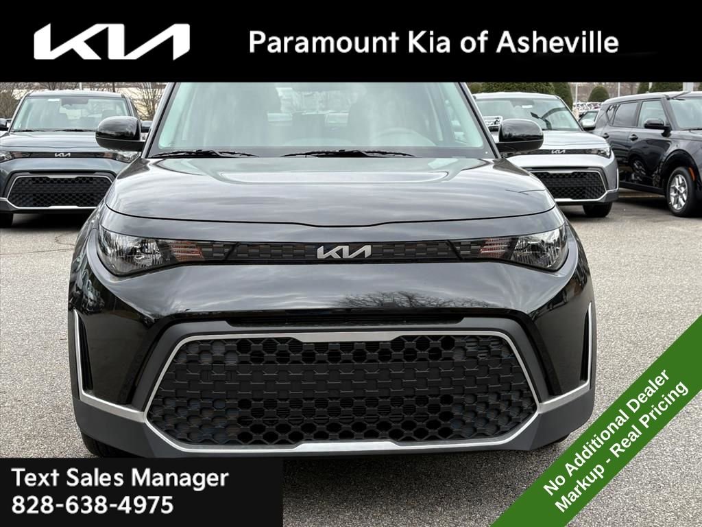 New 2025 Kia Soul LX w/ LX Technology Package image 2